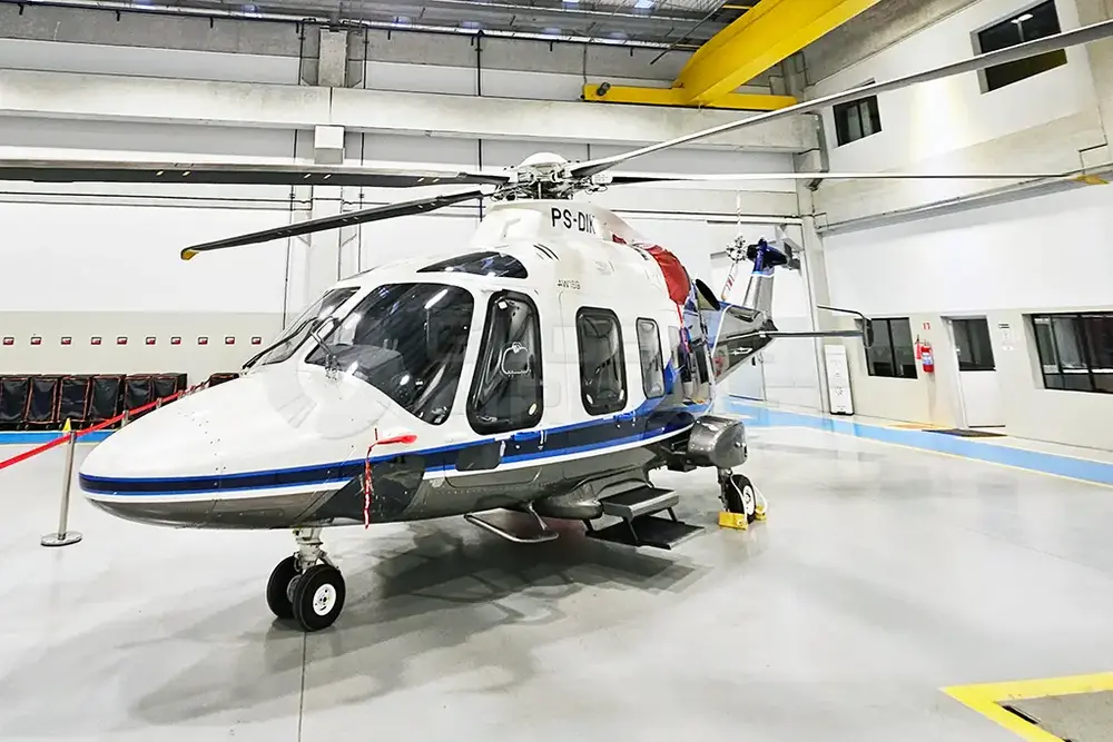 7190/agusta-leonardo-aw169-2024-flightmarket-id-7190-09565.webp