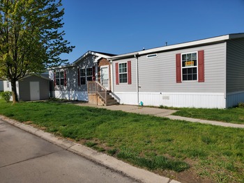 Thumbnail of mobile home