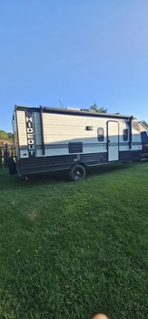 Thumbnail of RV