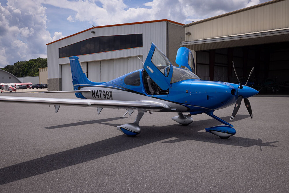 N479BW-8_1.jpg