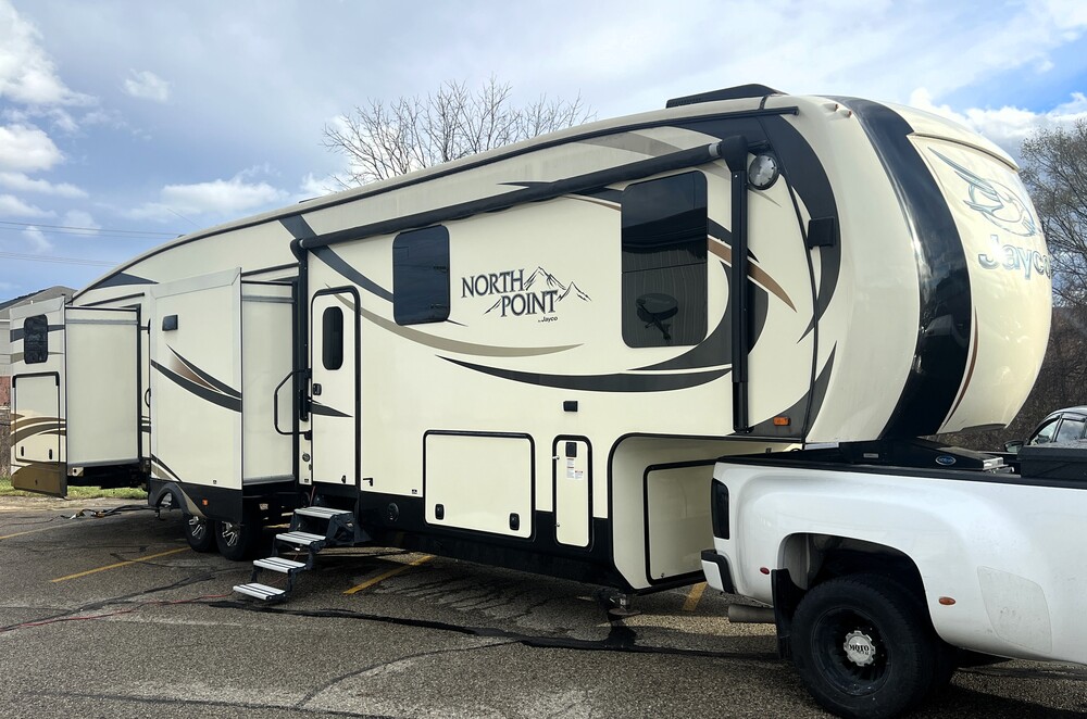 Photo of Rv