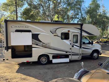 Thumbnail of RV