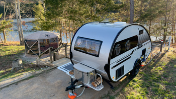 Thumbnail of RV
