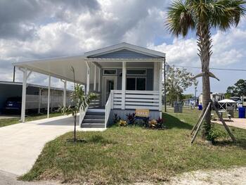 Thumbnail of mobile home