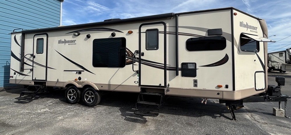 Photo of Rv