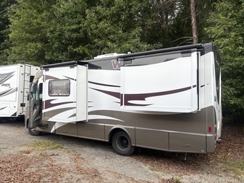 Thumbnail of RV