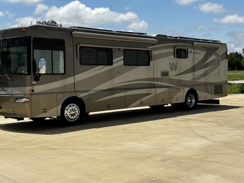Thumbnail of RV