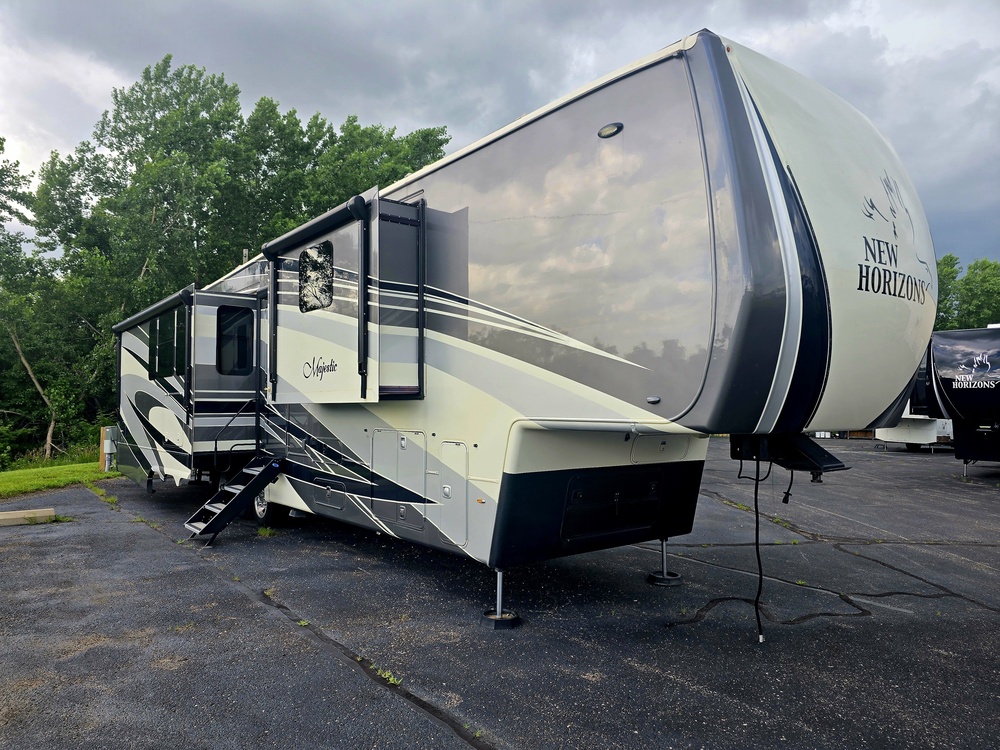 Photo of Rv