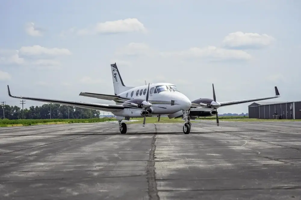 7297/beechcraft-king-air-c90gti-2009-flightmarket-id-7297-32260.webp