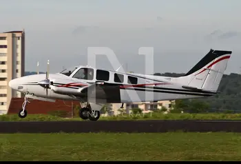 7702/beechcraft-baron-58-2003-flightmarket-id-7702-55580.webp