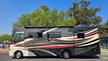 Thumbnail of RV
