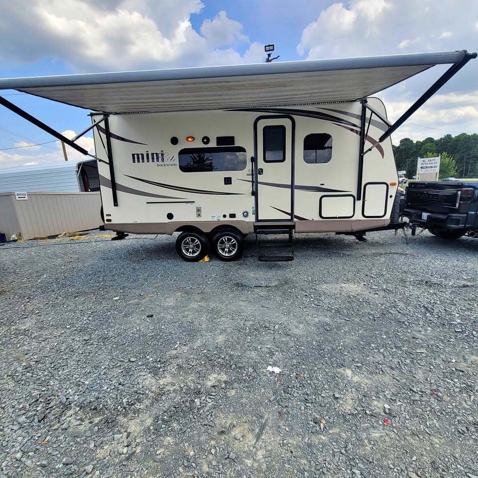 Photo of Rv