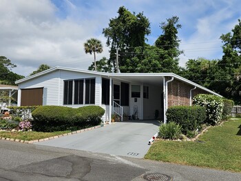 Thumbnail of mobile home
