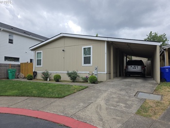 Thumbnail of mobile home