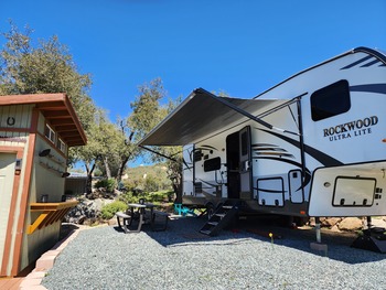 Thumbnail of RV