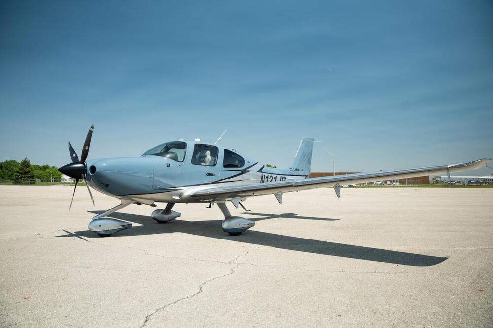 N121JB-1.jpg