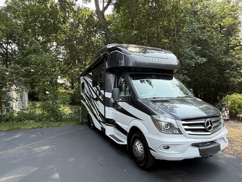 Thumbnail of RV
