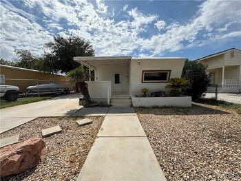 Thumbnail of mobile home