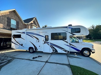 Thumbnail of RV