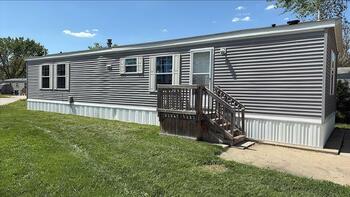 Thumbnail of mobile home