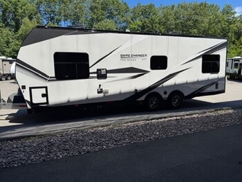 Thumbnail of RV
