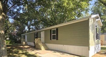 Thumbnail of mobile home