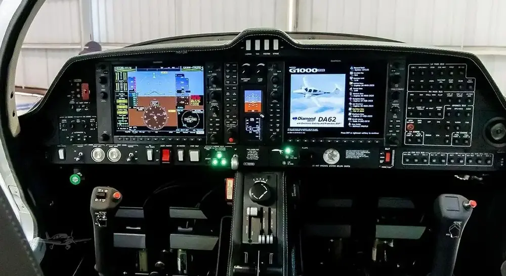 7148/diamond-da-62-2020-flightmarket-id-7148-49523.webp