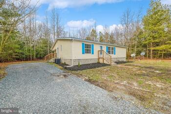 Thumbnail of mobile home