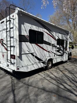 Thumbnail of RV