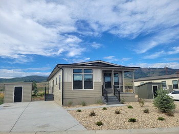 Thumbnail of mobile home