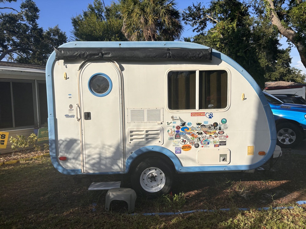 Photo of Rv