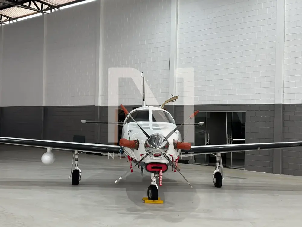 7701/piper-jetprop-2005-flightmarket-id-7701-56534.webp