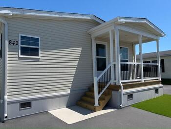 Thumbnail of mobile home