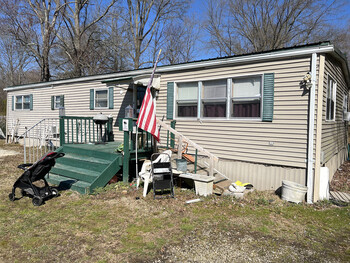 Thumbnail of mobile home