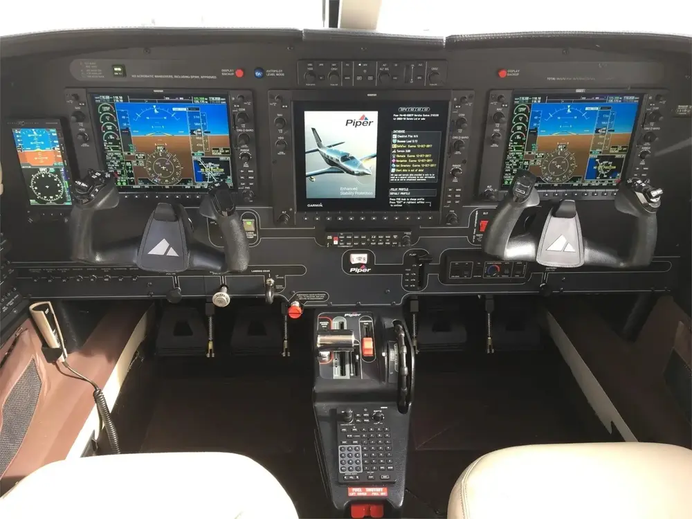 7160/piper-m500-2015-flightmarket-id-7160-02101.webp