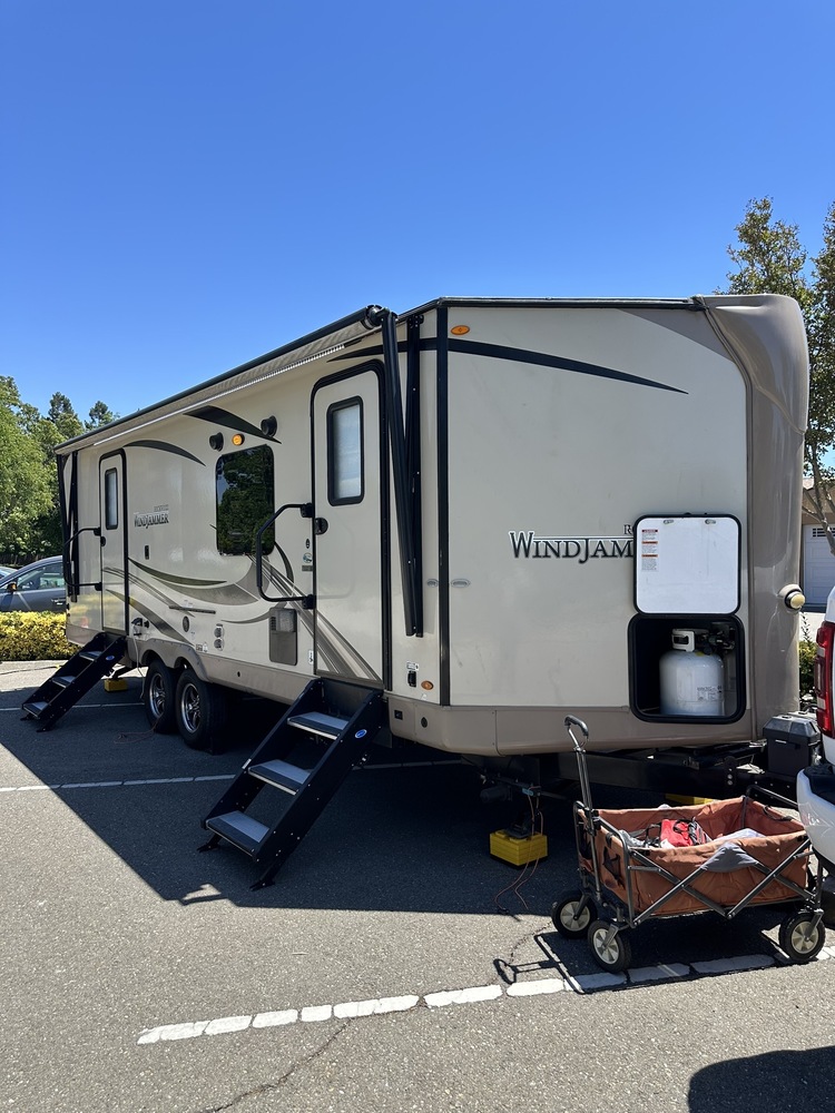 Photo of Rv