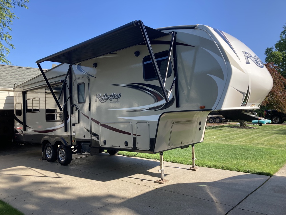 Photo of Rv
