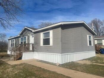 Thumbnail of mobile home