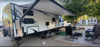 Thumbnail of RV