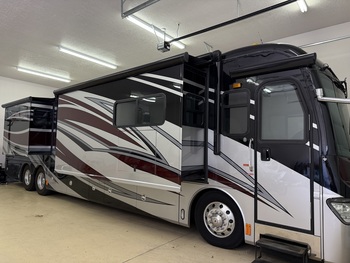 Thumbnail of RV