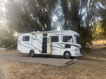 Thumbnail of RV