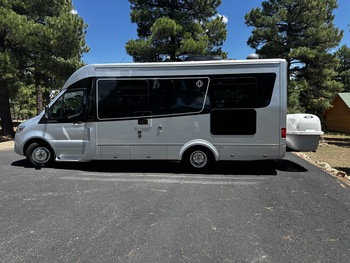 Thumbnail of RV