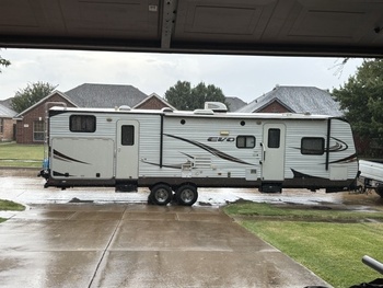 Thumbnail of RV
