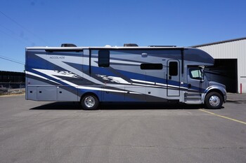 Thumbnail of RV