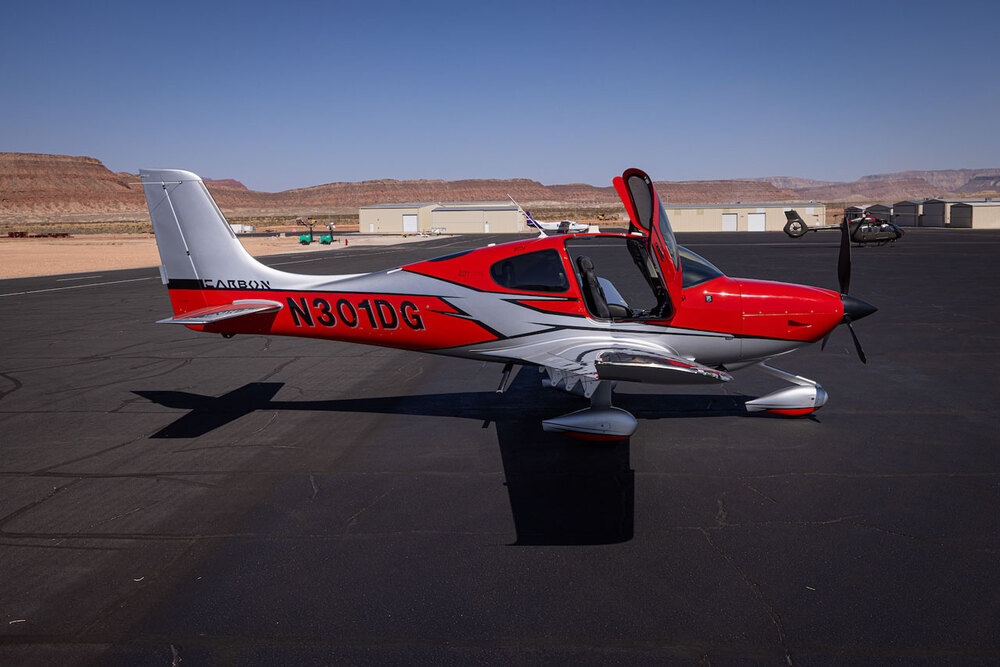 N301DG-2.jpg