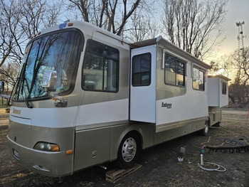 Thumbnail of RV