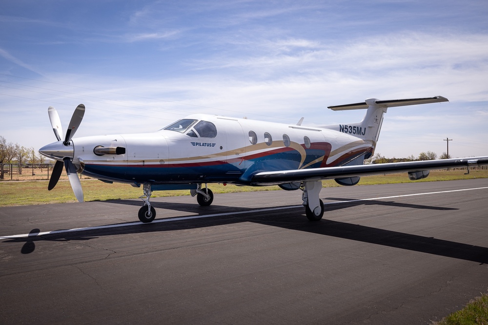 N535MJ-8.jpg