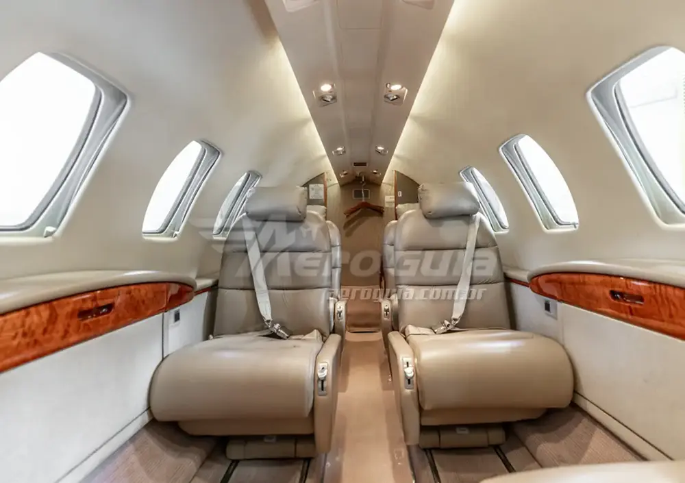7177/cessna-citation-cj2-2000-flightmarket-id-7177-31383.webp