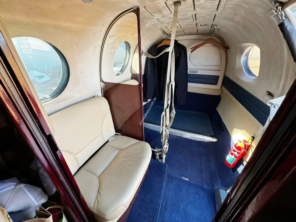 7263/beechcraft-king-air-350-2008-flightmarket-id-7263-44308.webp