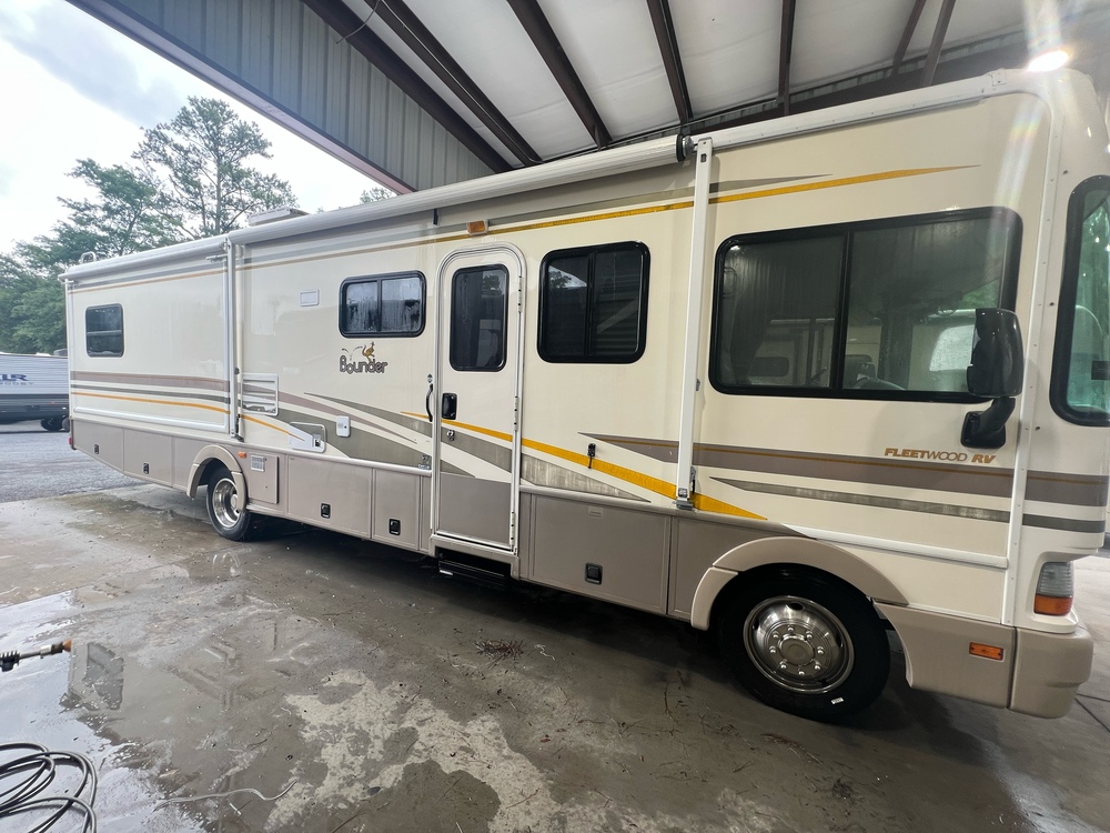 Photo of Rv